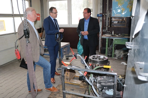 Bürgermeister besucht Kloska Energie- und Motorentechnik GmbH © Stadt Meppen