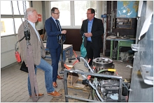 Bürgermeister besucht Kloska Energie- und Motorentechnik GmbH