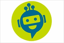 Das Bild zeigt ein freundliches Chatbot-Symbol: einen blau-grüner Roboterkopf mit lächelndem Gesicht, zwei runden Augen, ein rechteckiges „Visier“ als Augenbereich, einen halbkreisförmigen Mund, drei kurze Antennen mit runden Enden auf dem Kopf und seitlich rechteckige Formen, die wie Ohren wirken. Der untere Teil des Kopfes läuft spitz zu und erinnert an eine Sprechblase, der Hintergrund ist ein hellgrüner Kreis.
