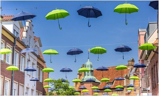 Schirme in der Meppener Innenstadt